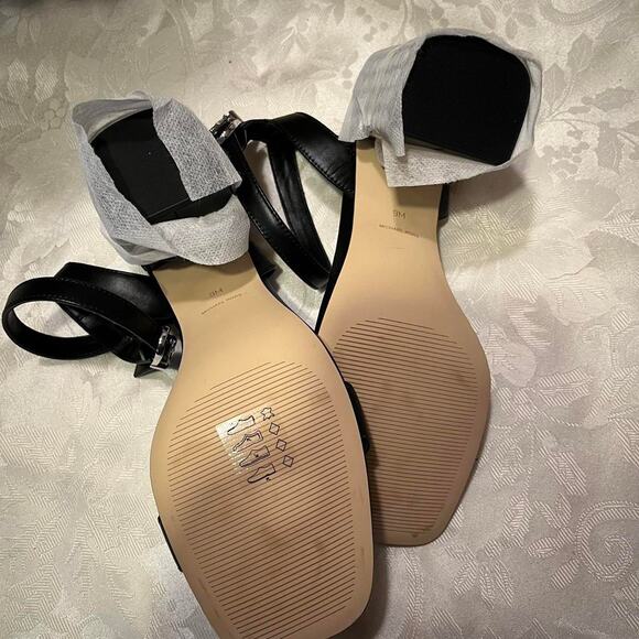 MICHAEL KORS Merriam Studded Leather Block-Heel Sandals – Size 9 - Picture 6 of 7